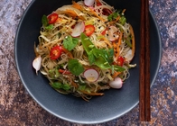 Китайская клейковина лапш вермишели риса свободная с салатом овоща